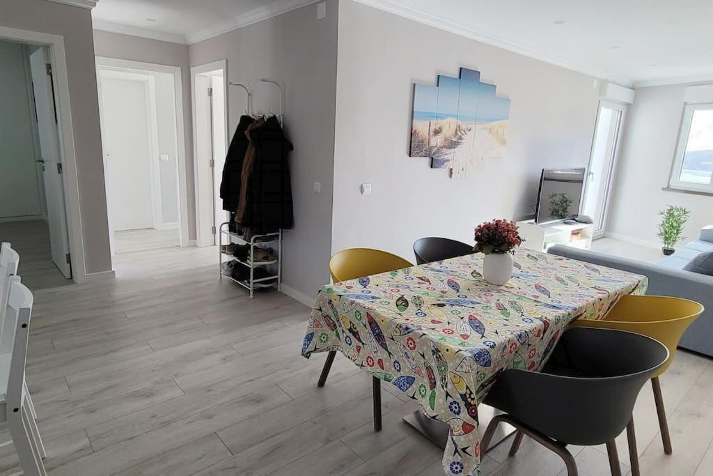 *Sea View* New 3 Bedroom Apt With Free Parking Sesimbra Luaran gambar